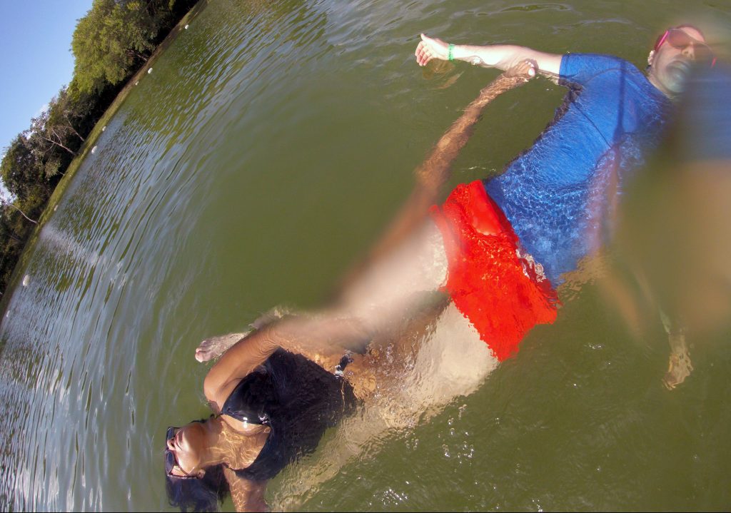 Intertwined floating
