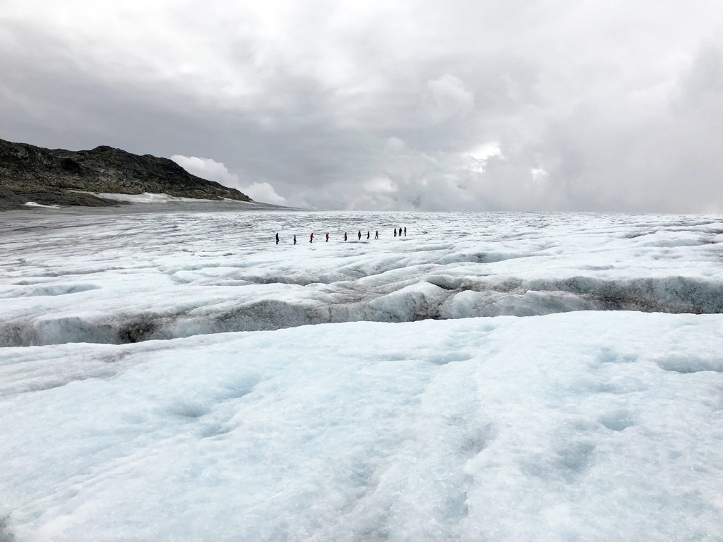 Hardangerjokulen hike