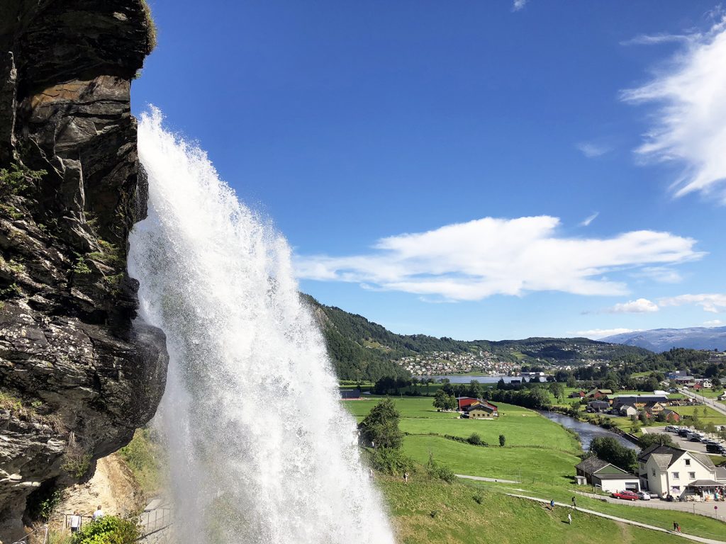 Hiking in Norway intro